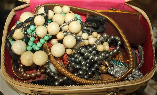 Assorted  jewellery